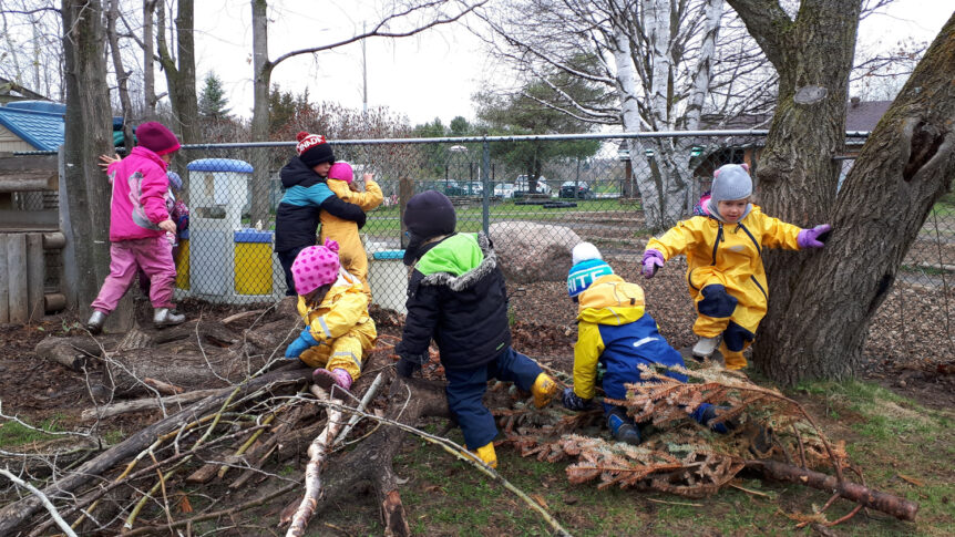 Forest School Outdoor Play